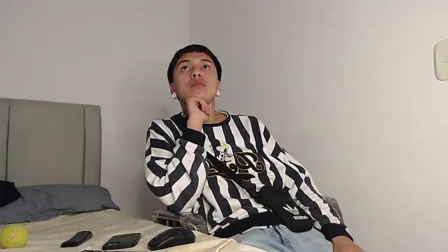 alex-lover online show from January 2026 03:13:01 AM