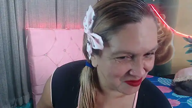 mom son dirty online show from November 2025 01:49:02 PM