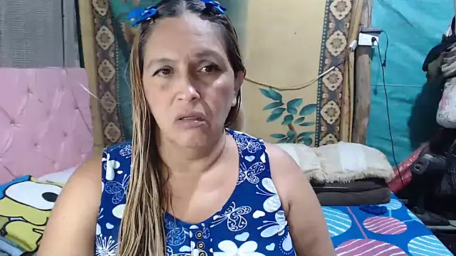 mom son dirty online show from December 2025 10:42:01 PM