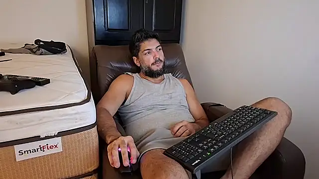 LUH133 online show from July 2026 10:23:01 PM