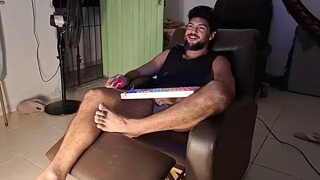 LUH133 online show from April 2026 09:37:02 PM