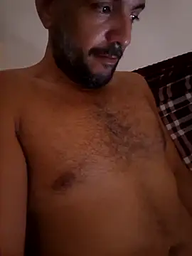 LUH133 online show from May 2026 10:48:01 PM