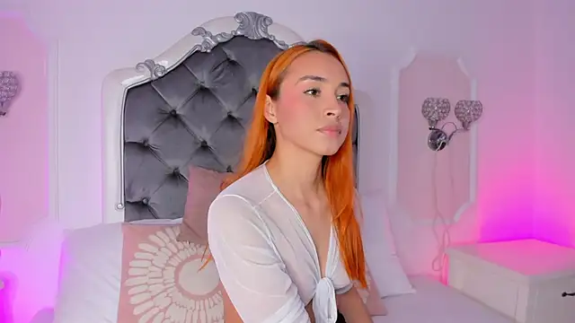 PollyGrey  online show from November 2025 03:28:02 AM