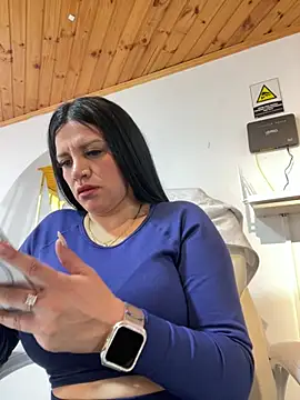 Snapshot of Milff_parkerrr chatting on March 2025 05:50:01 PM Milff parkerrr online show from March 2025 05:50:01 PM