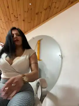 Snapshot of Milff_parkerrr chatting on March 2025 05:46:01 PM Milff parkerrr online show from March 2025 05:46:01 PM