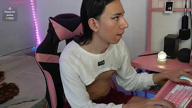 Flaream angel online show from December 2024 01:50:02 PM