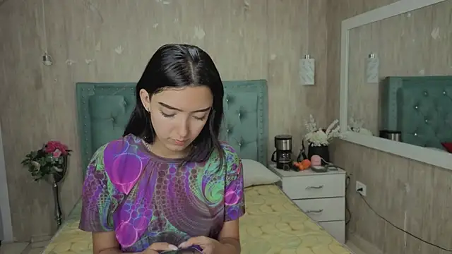 Marcelaa fox online show from April 2026 10:04:01 PM