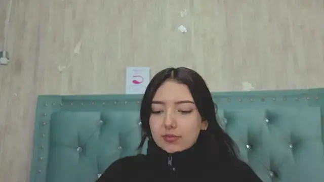 Marcelaa fox online show from September 2025 08:01:02 PM