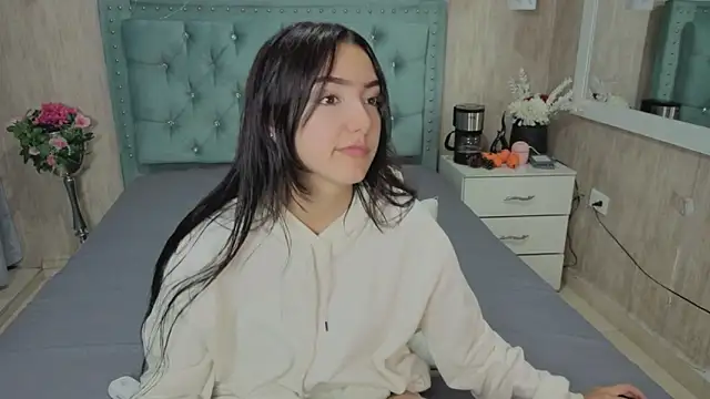 Marcelaa fox online show from April 2026 08:53:02 PM