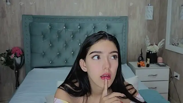 Marcelaa fox online show from March 2026 07:52:02 PM