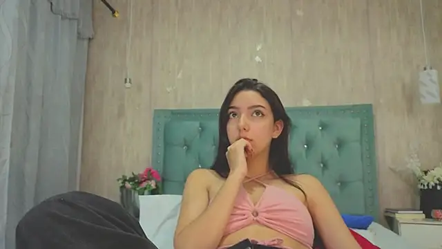 Marcelaa fox online show from October 2025 07:59:02 PM