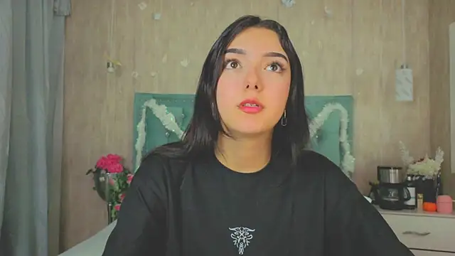 Marcelaa fox online show from December 2025 07:41:01 PM