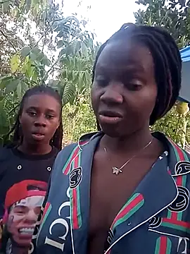 Black juicy24 online show from March 2025 03:38:02 PM