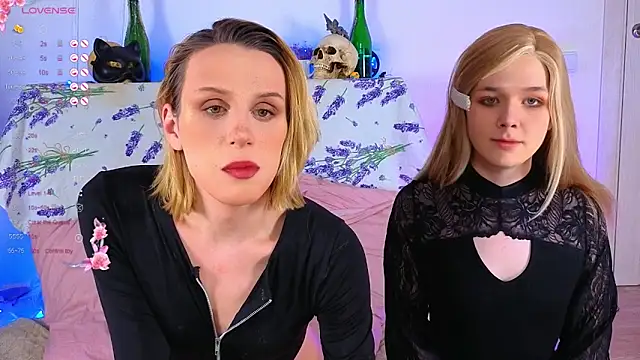  yourFoxy  online show from November 2025 10:46:01 PM