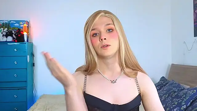  yourFoxy  online show from September 2025 03:17:01 PM