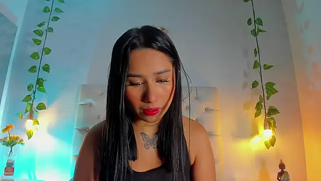 Isabella Flowers online show from February 2026 11:57:01 PM