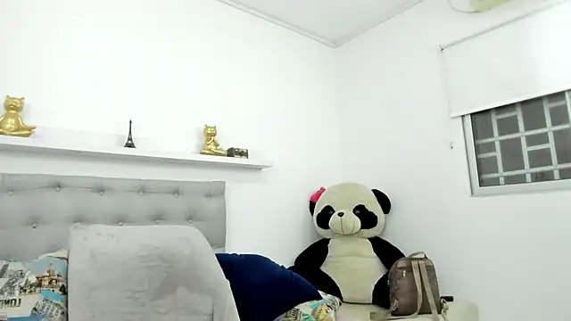 Dalia 20 online show from September 2025 11:54:02 PM