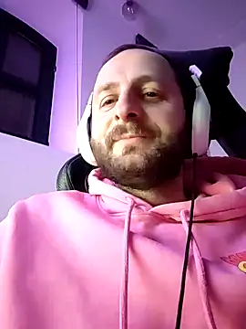 poldek38 online show from February 2025 08:35:02 PM