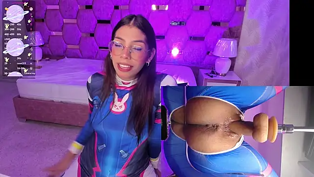 LunaAridi online show from November 2025 09:59:02 PM