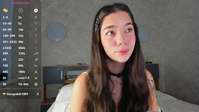 Snapshot of Butterflys1268 chatting on June 2026 03:12:02 AM Butterflys1268 online show from June 2026 03:12:02 AM
