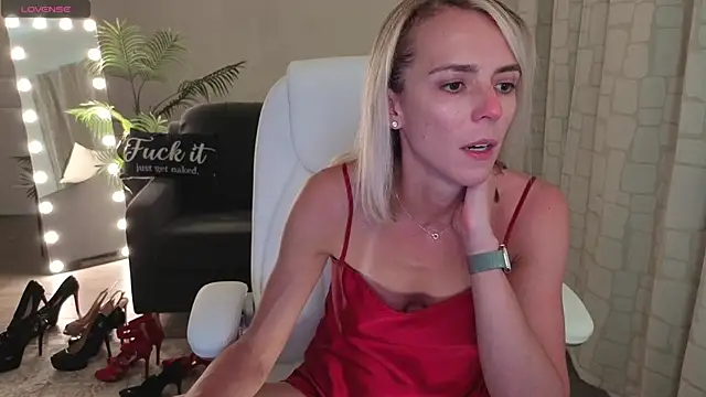 YourMarthaMayer online show from April 2026 01:23:02 PM