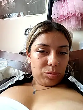 Snapshot of Sweel_Leyva18 chatting on January 2026 05:41:01 PM Sweel Leyva18 online show from January 2026 05:41:01 PM