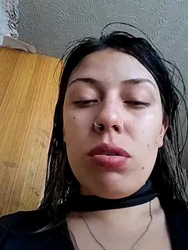Sweel Leyva18 online show from October 2025 09:12:02 PM