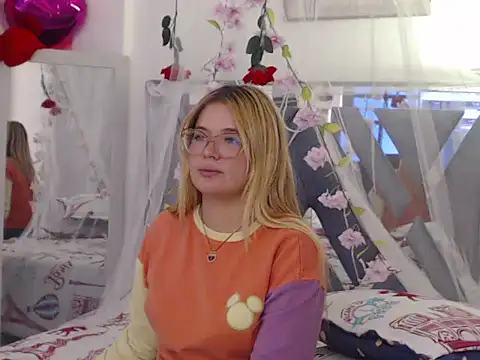 Snapshot of Steisyromero7 chatting on November 2025 03:04:01 PM Steisyromero7 online show from November 2025 03:04:01 PM