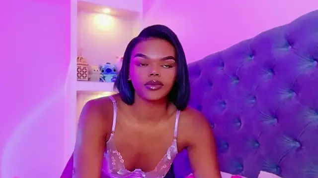 CamiEstrada online show from October 2025 02:22:01 AM