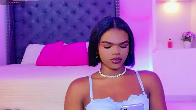 CamiEstrada online show from November 2025 12:59:02 AM