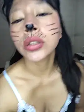 Giviper1 online show from November 2025 02:51:02 AM