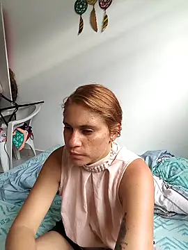 Scarlett-Leh online show from December 2025 07:52:02 PM