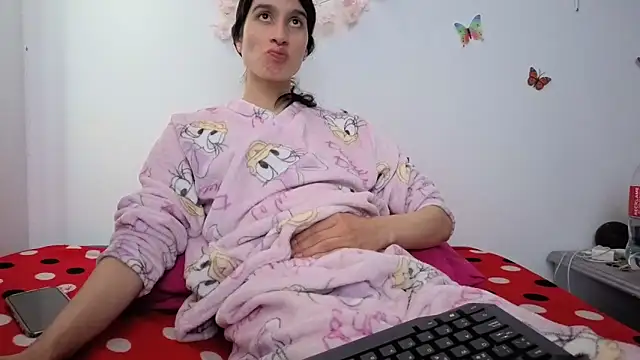 Safiro Queen online show from December 2025 02:31:01 PM