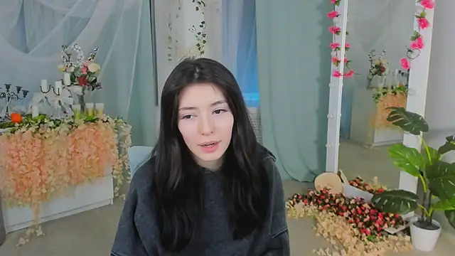 Julietta Romanis online show from February 2025 12:19:02 AM