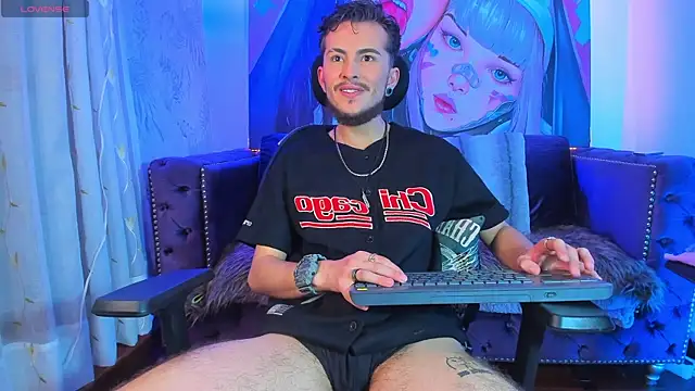 Snapshot of _hairybeard_ chatting on December 2025 08:24:02 PM hairybeard online show from December 2025 08:24:02 PM