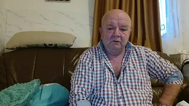 fullballs6 online show from March 2026 04:41:01 AM