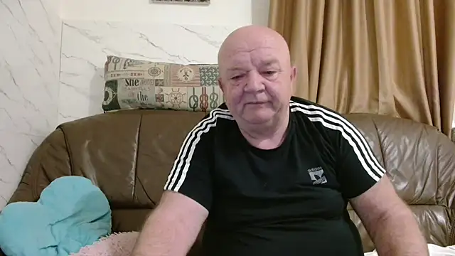 fullballs6 online show from April 2026 02:02:02 AM