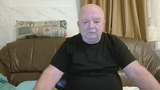 fullballs6 online show from February 2026 02:40:02 AM