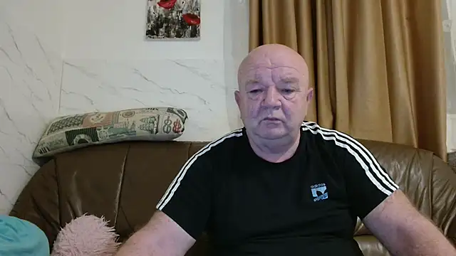 fullballs6 online show from February 2026 03:05:01 AM