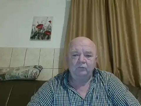 Snapshot of fullballs6 chatting on February 2025 01:36:01 AM fullballs6 online show from February 2025 01:36:01 AM