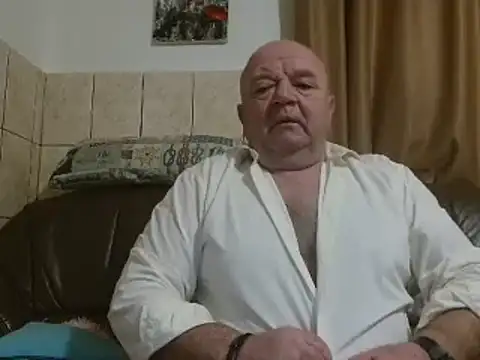 Snapshot of fullballs6 chatting on February 2025 03:10:02 AM fullballs6 online show from February 2025 03:10:02 AM