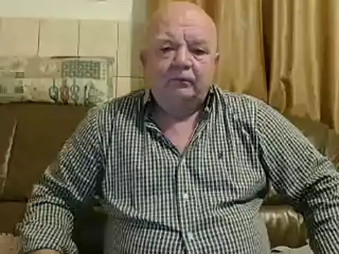 Snapshot of fullballs6 chatting on March 2025 03:20:01 AM fullballs6 online show from March 2025 03:20:01 AM