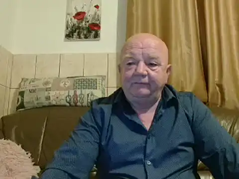 Snapshot of fullballs6 chatting on March 2025 03:12:01 AM fullballs6 online show from March 2025 03:12:01 AM