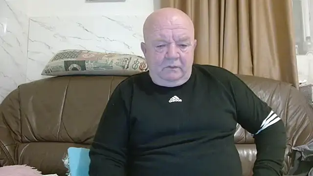 fullballs6 online show from January 2026 02:59:01 AM