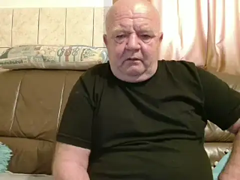 Snapshot of fullballs6 chatting on March 2025 06:38:02 AM fullballs6 online show from March 2025 06:38:02 AM