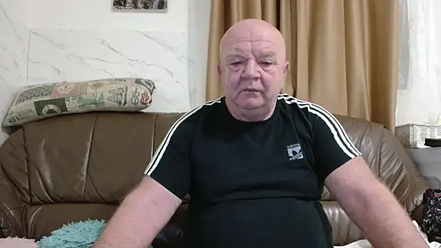 fullballs6 online show from February 2026 03:17:02 AM