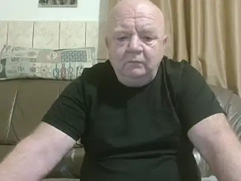 Snapshot of fullballs6 chatting on February 2025 03:35:01 AM fullballs6 online show from February 2025 03:35:01 AM