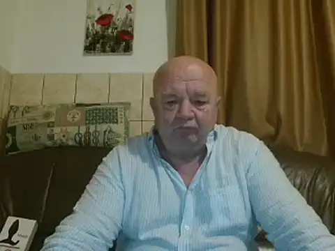 Snapshot of fullballs6 chatting on February 2025 02:14:01 AM fullballs6 online show from February 2025 02:14:01 AM