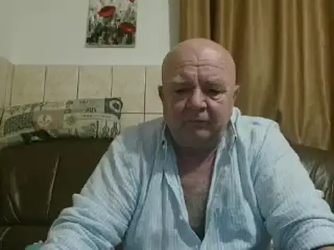 Snapshot of fullballs6 chatting on January 2025 03:11:01 AM fullballs6 online show from January 2025 03:11:01 AM