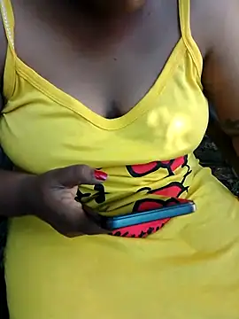 Snapshot of princesslesbi chatting on February 2025 10:24:02 AM princesslesbi online show from February 2025 10:24:02 AM